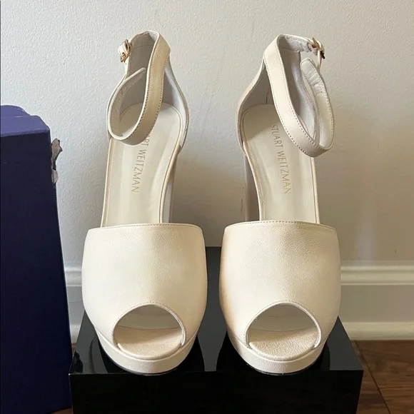 Stuart Weitzman Beige Peep Toe Block Heels - Picture 2 of 7